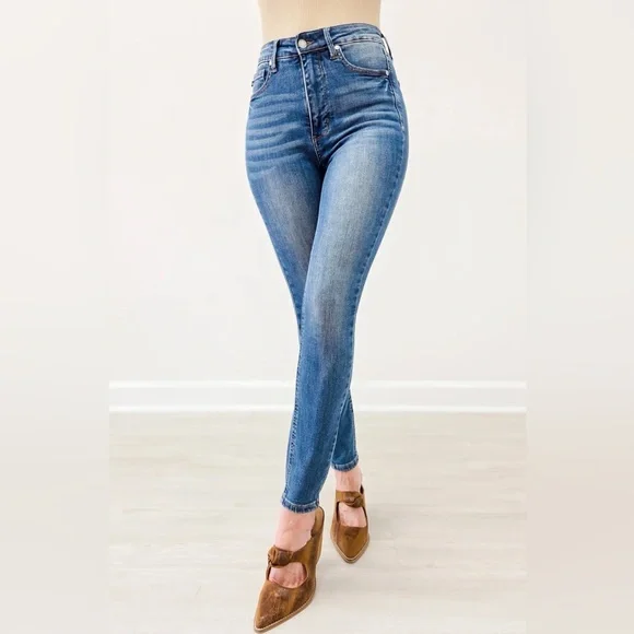 Judy Blue High Rise Skinny - Picture 1 of 6